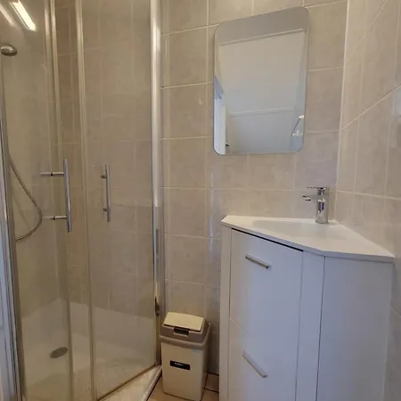 Belle Maison Climatisee Dans Le Domaine Portes Du Soleil, 3 Chambres, Wifi, Animations Et Piscines En Supplement Lrpdsa17 Villa