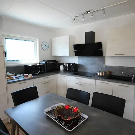 Belle Maison Climatisee Dans Le Domaine Portes Du Soleil, 3 Chambres, Wifi, Animations Et Piscines En Supplement Lrpdsa17 *