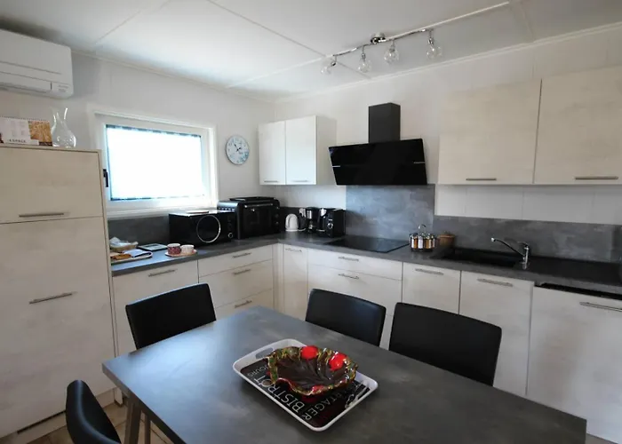 Belle Maison Climatisee Dans Le Domaine Portes Du Soleil, 3 Chambres, Wifi, Animations Et Piscines En Supplement Lrpdsa17 *