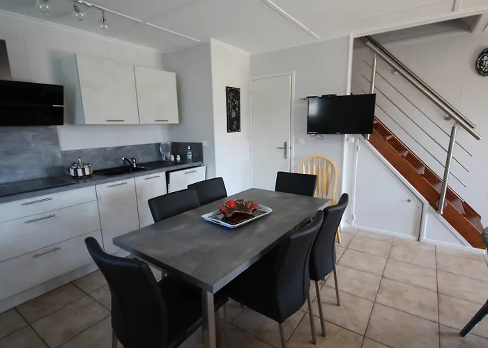 Belle Maison Climatisee Dans Le Domaine Portes Du Soleil, 3 Chambres, Wifi, Animations Et Piscines En Supplement Lrpdsa17 Villa